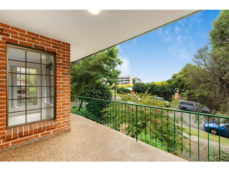 1/8 Hainsworth Street, Westmead NSW 2145