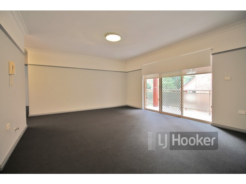6/23-25 Oxford Street, Merrylands NSW 2160