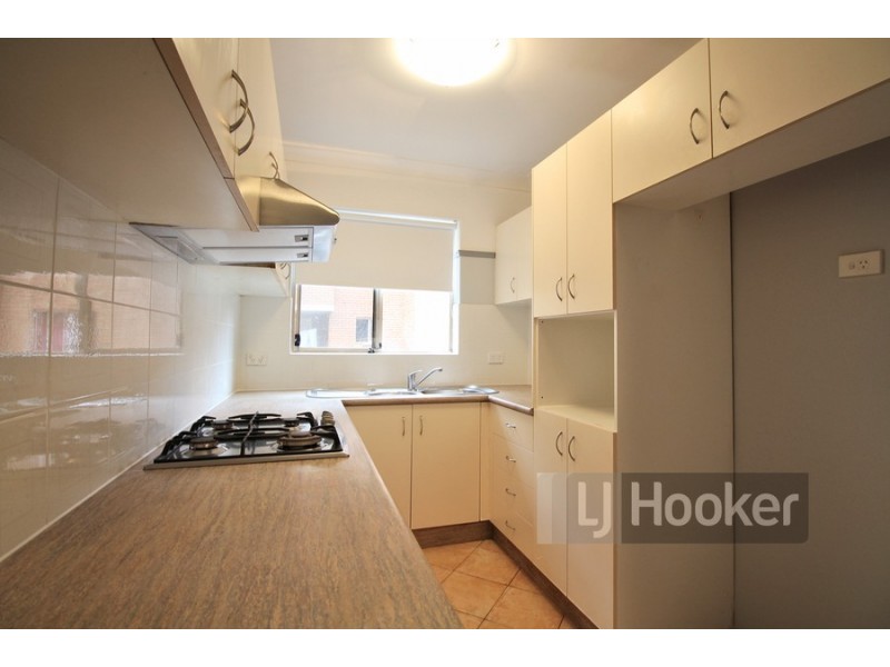 6/23-25 Oxford Street, Merrylands NSW 2160