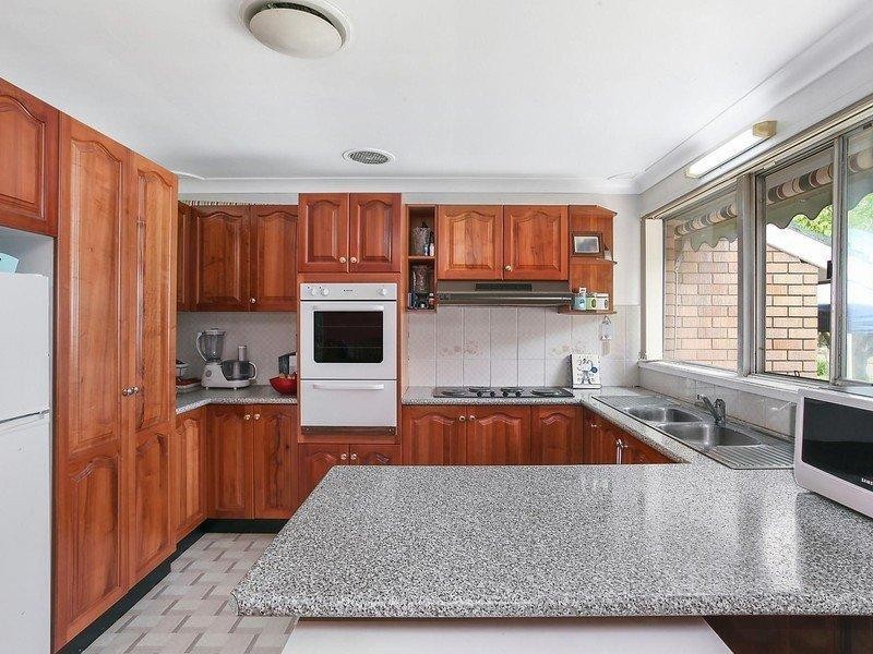 4 Irwin Place, Wentworthville NSW 2145