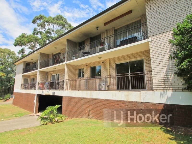 3/7-11 Tiara Place, Granville NSW 2142