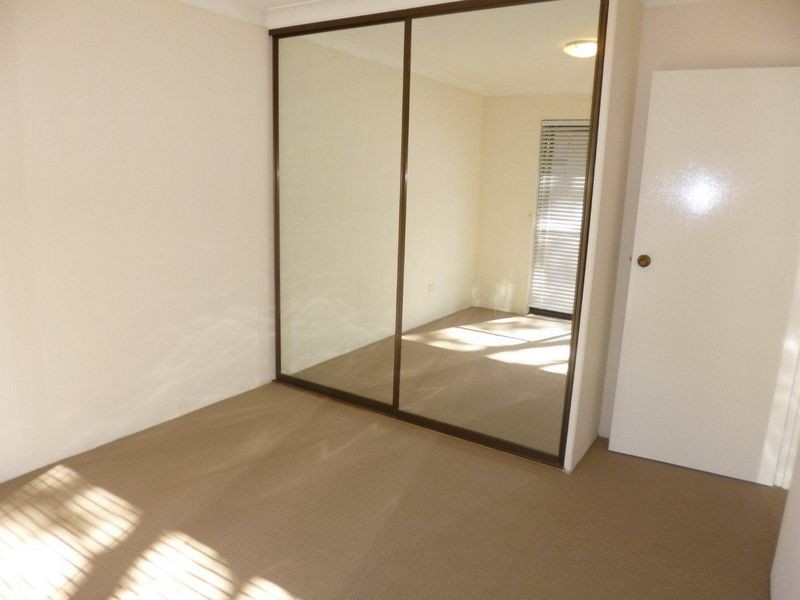 2 Alfred Street, Westmead NSW 2145