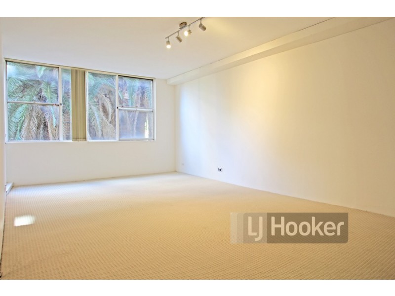 10/5 Good Street, Westmead NSW 2145