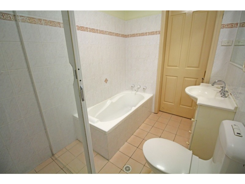 11/84 Pitt Street, Merrylands NSW 2160