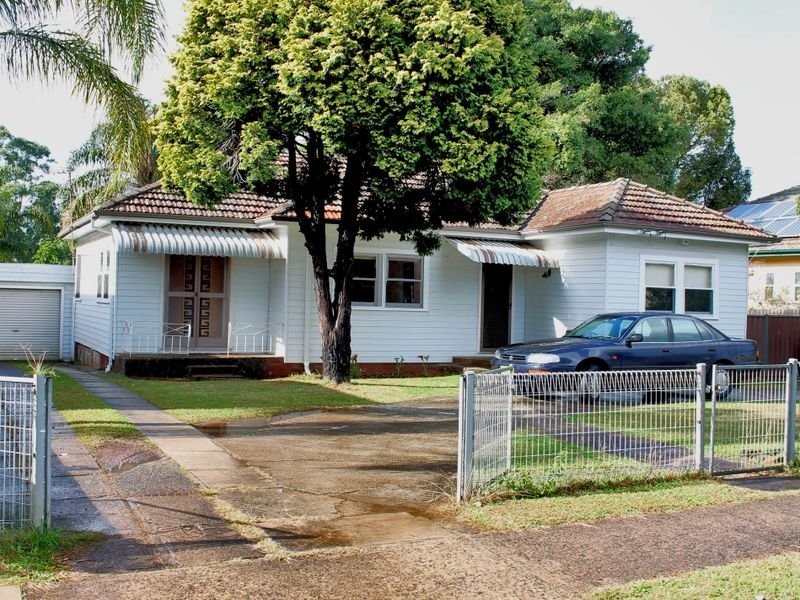 8 Adderton Road, Telopea NSW 2117