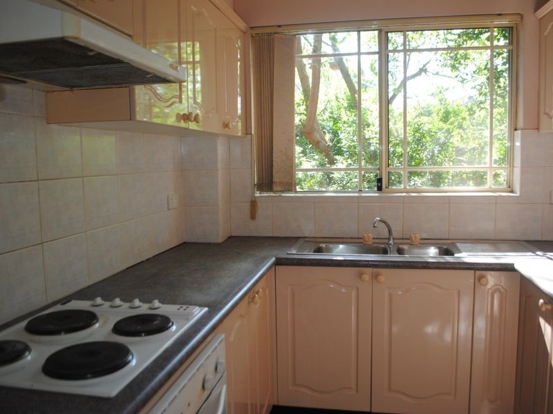 27 Bailey Street, Westmead NSW 2145