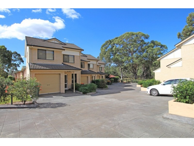 2/152 Metella Road, Toongabbie NSW 2146