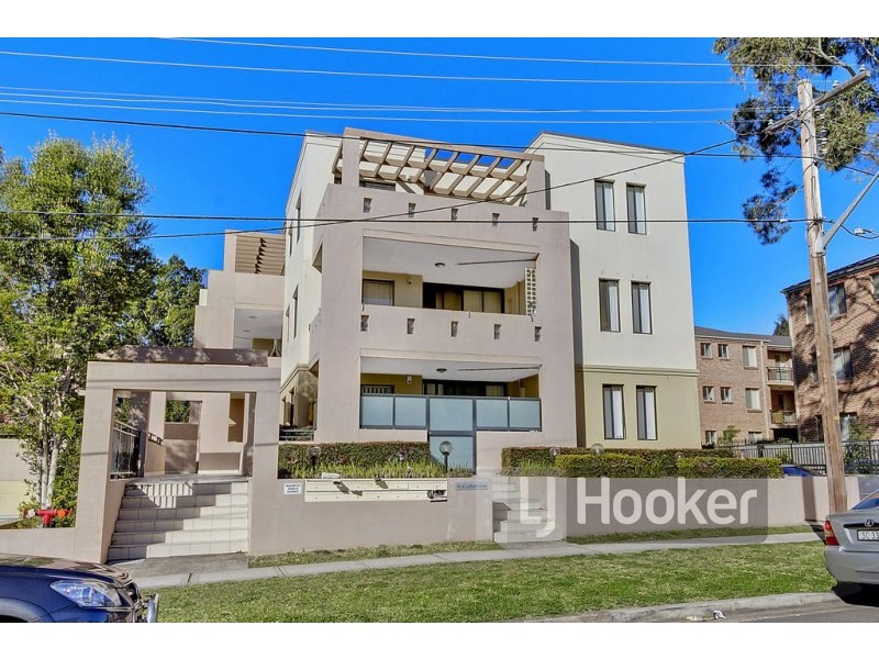 8/40-42 Lydbrook Street, Westmead NSW 2145