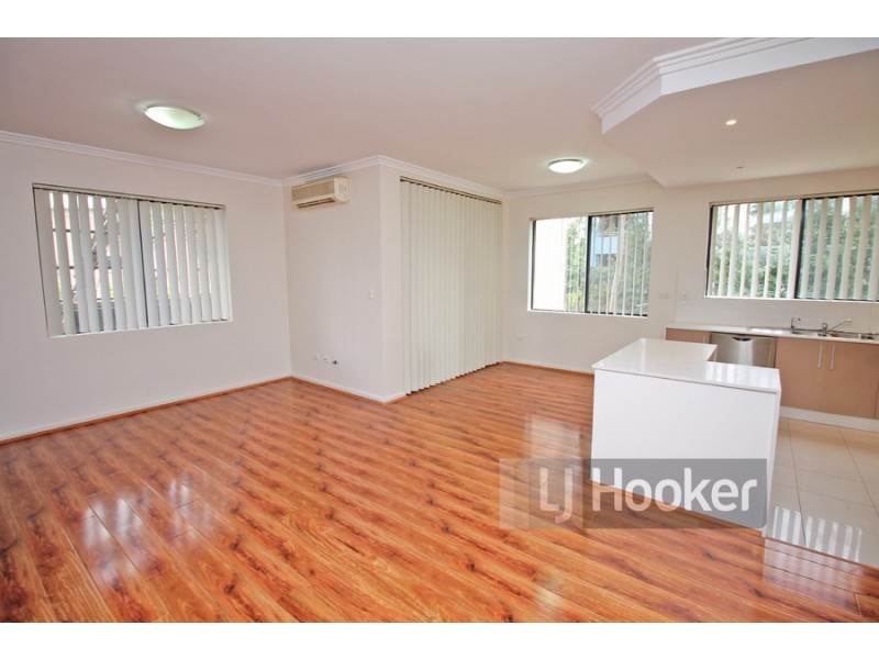 8/40-42 Lydbrook Street, Westmead NSW 2145