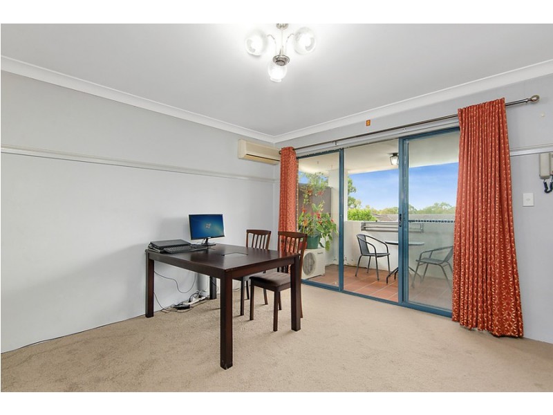 13/10-12 Hassall Street, Westmead NSW 2145