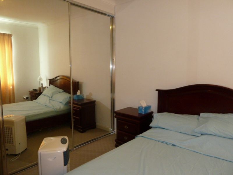 30 Lydbrook Street, Westmead NSW 2145