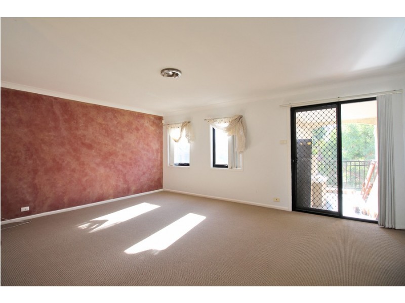 55 Centenary Avenue, Northmead NSW 2152