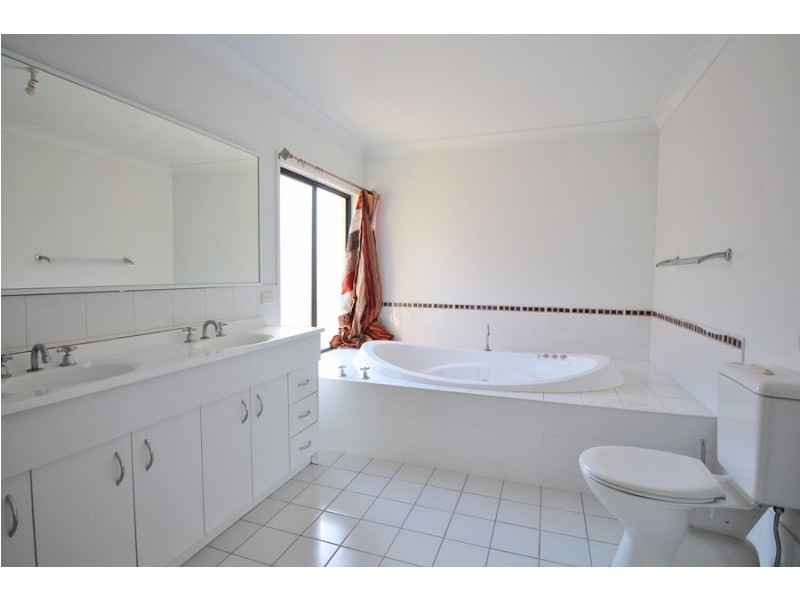 55 Centenary Avenue, Northmead NSW 2152