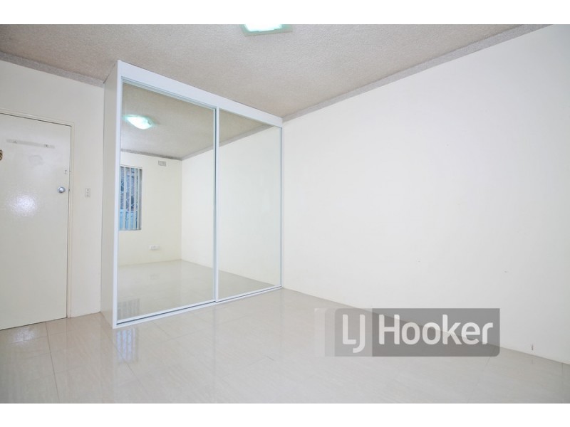 3/3 Queens Road, Westmead NSW 2145