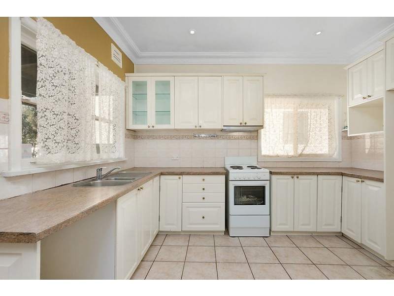 33 Jones Street, Wentworthville NSW 2145
