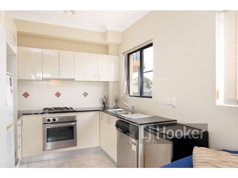 24/23A Good Street, Westmead NSW 2145