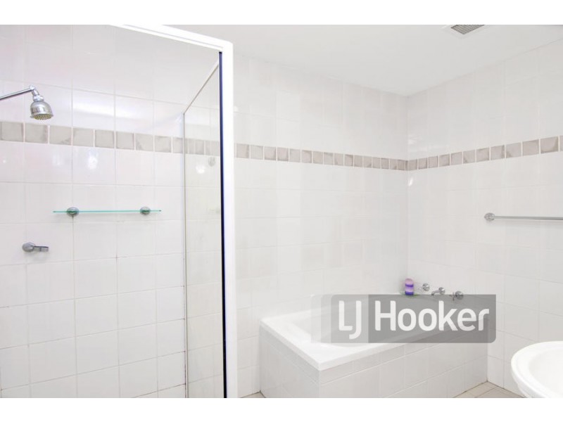 24/23A Good Street, Westmead NSW 2145