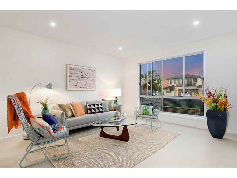 16 Alderney Road, Merrylands NSW 2160