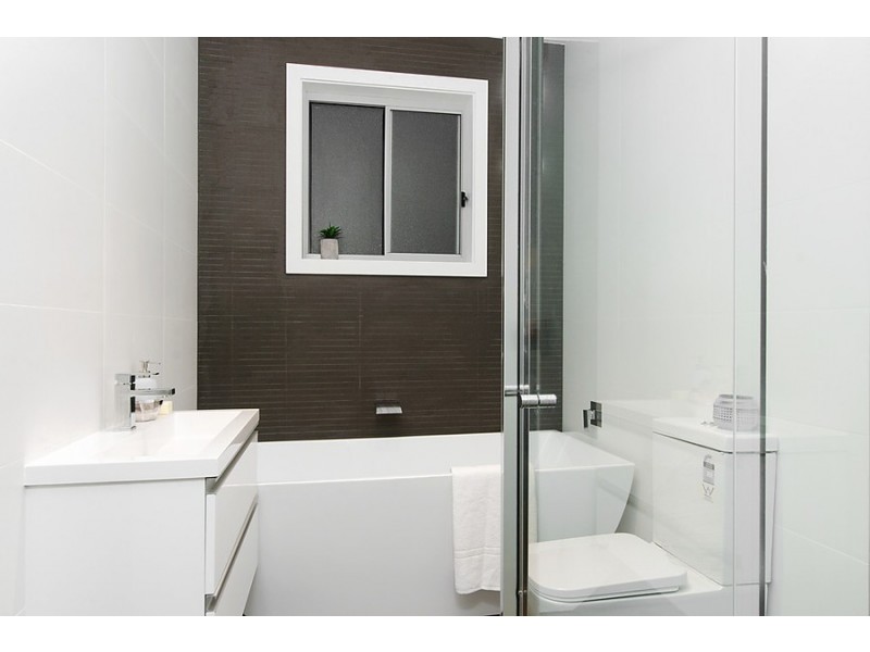 16 Alderney Road, Merrylands NSW 2160