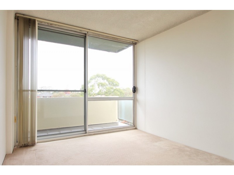 18/30 Alice Street, Harris Park NSW 2150