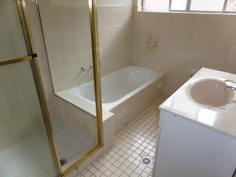 2/34 Park Avenue, Westmead NSW 2145