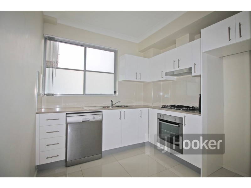 16/51a – 53 High Street, Parramatta NSW 2150