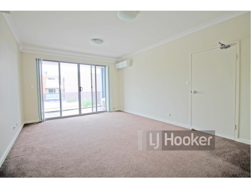 16/51a – 53 High Street, Parramatta NSW 2150