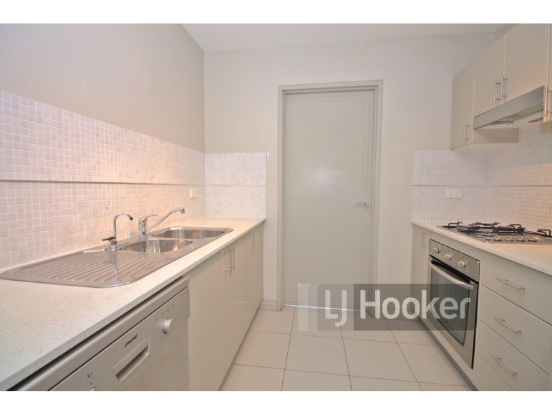 11/22-24A Parkside Lane, Westmead NSW 2145