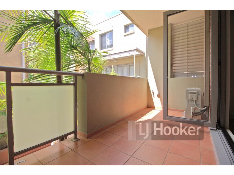 11/22-24A Parkside Lane, Westmead NSW 2145