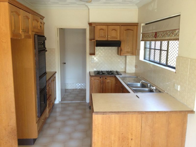 8 Hainsworth Street, Westmead NSW 2145