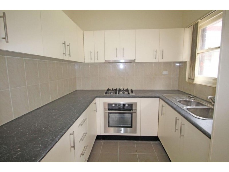 4 Toohey Avenue, Westmead NSW 2145