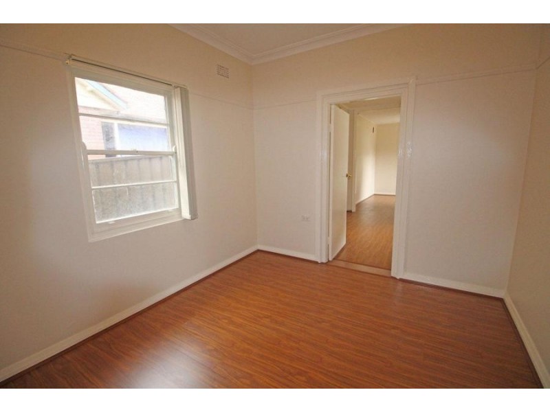 4 Toohey Avenue, Westmead NSW 2145