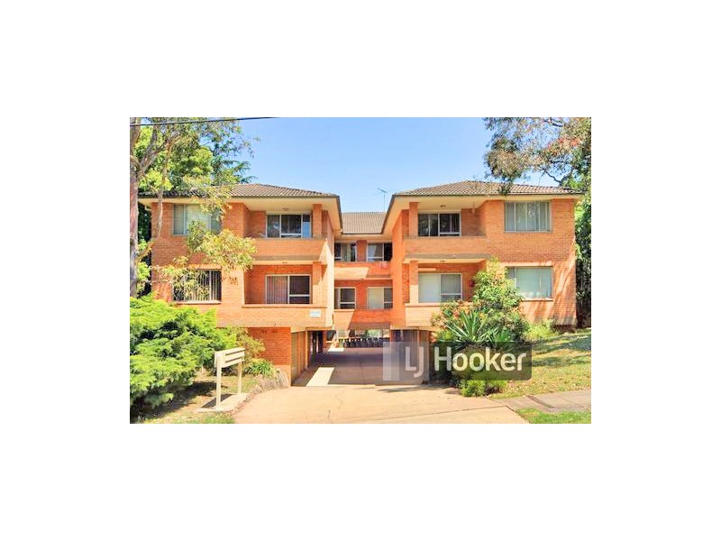 2/104 Railway Street, Parramatta NSW 2150