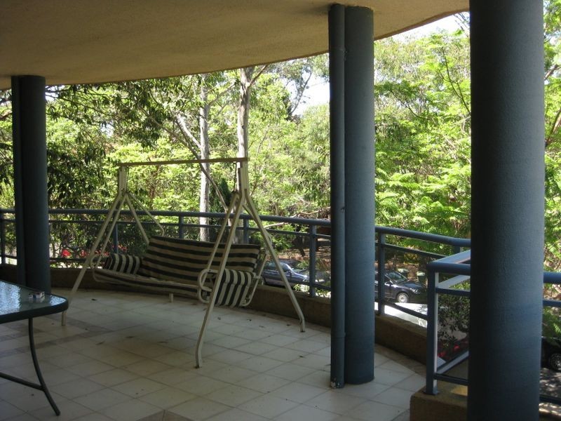 27 Helen Street, Westmead NSW 2145