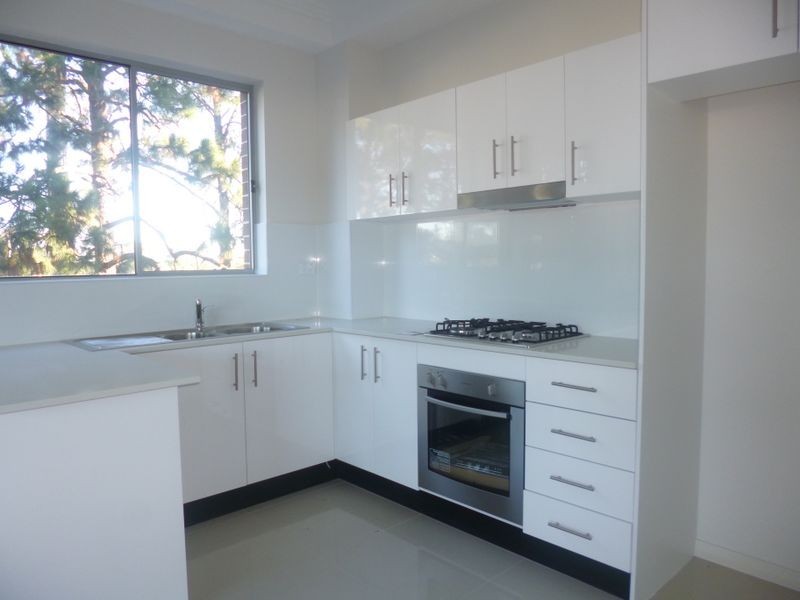 8-18 Briens Road, Northmead NSW 2152