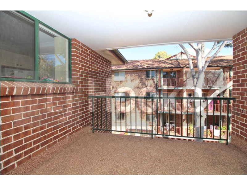 11/10-12 Bailey Street, Westmead NSW 2145