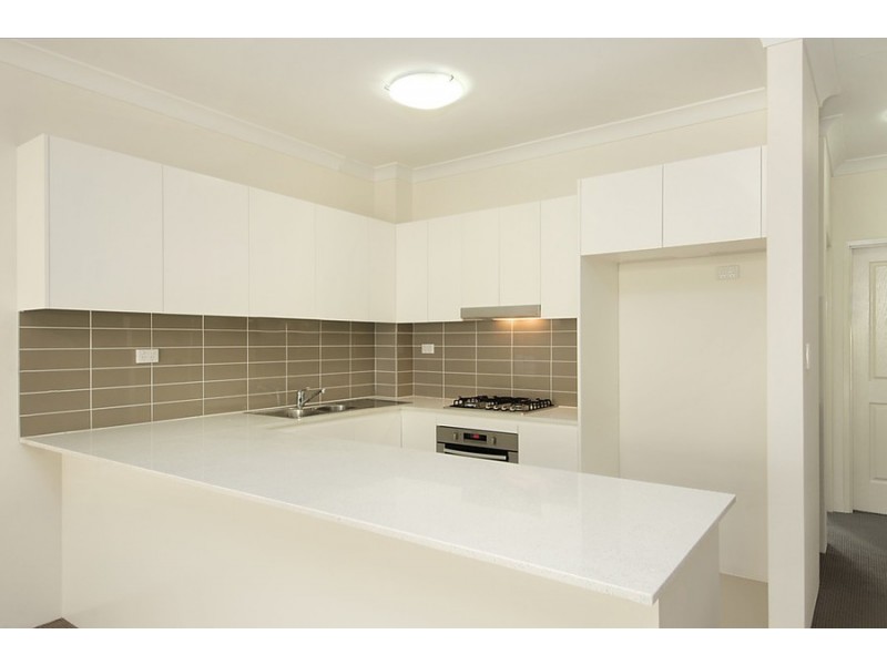 205/12-14 Howard Avenue, Northmead NSW 2152