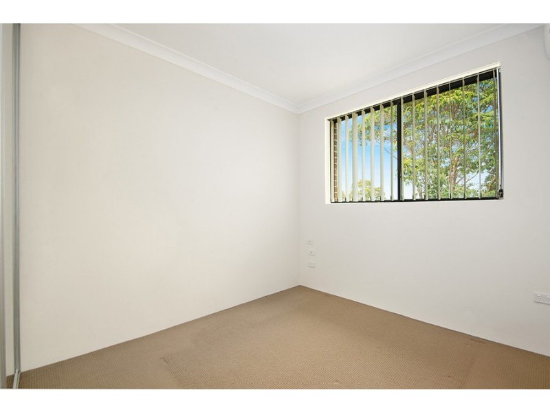 205/12-14 Howard Avenue, Northmead NSW 2152
