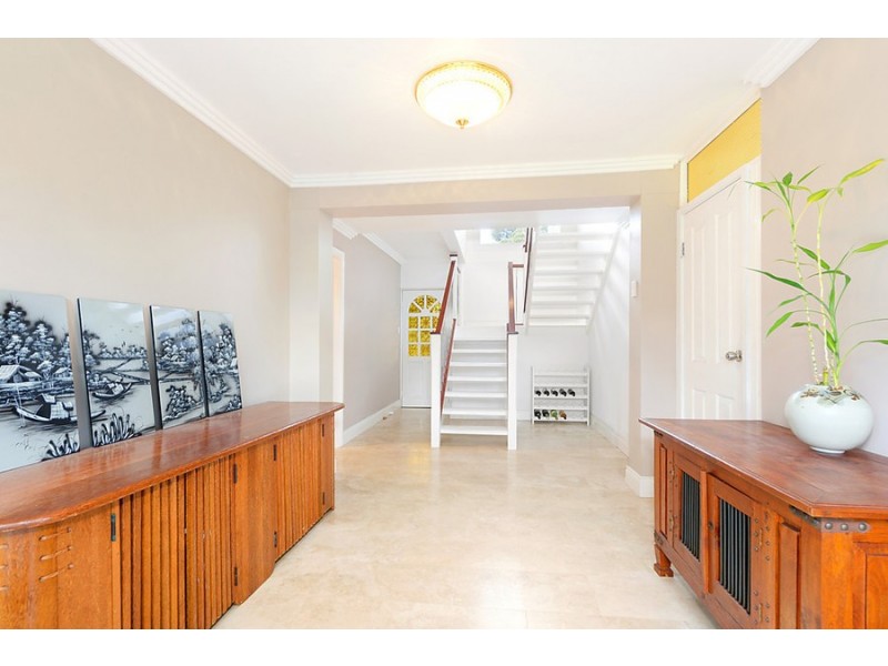 49 Pye Avenue, Northmead NSW 2152