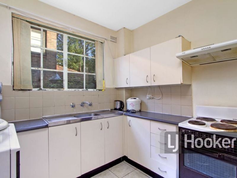 30 Queens Road, Westmead NSW 2145