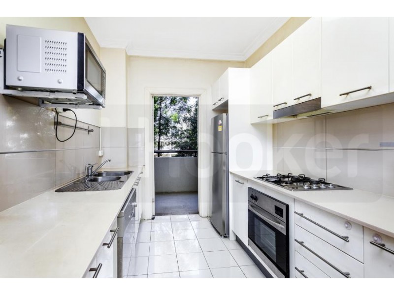 8/8-10 Lydbrook Street, Westmead NSW 2145