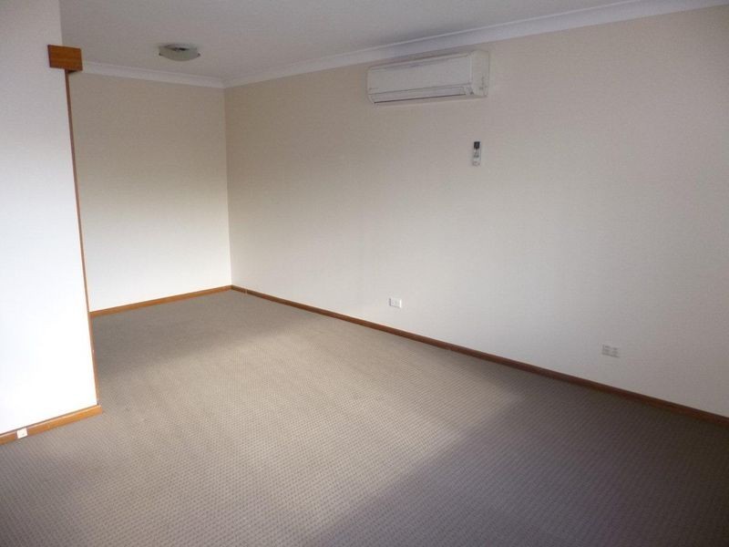 41 Wyena Road, Pendle Hill NSW 2145