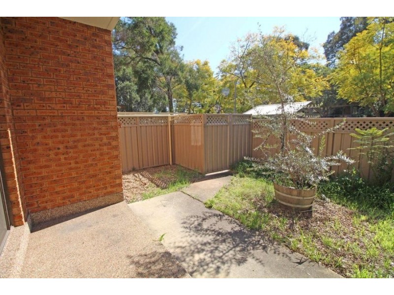 1/24 Helen Street, Westmead NSW 2145