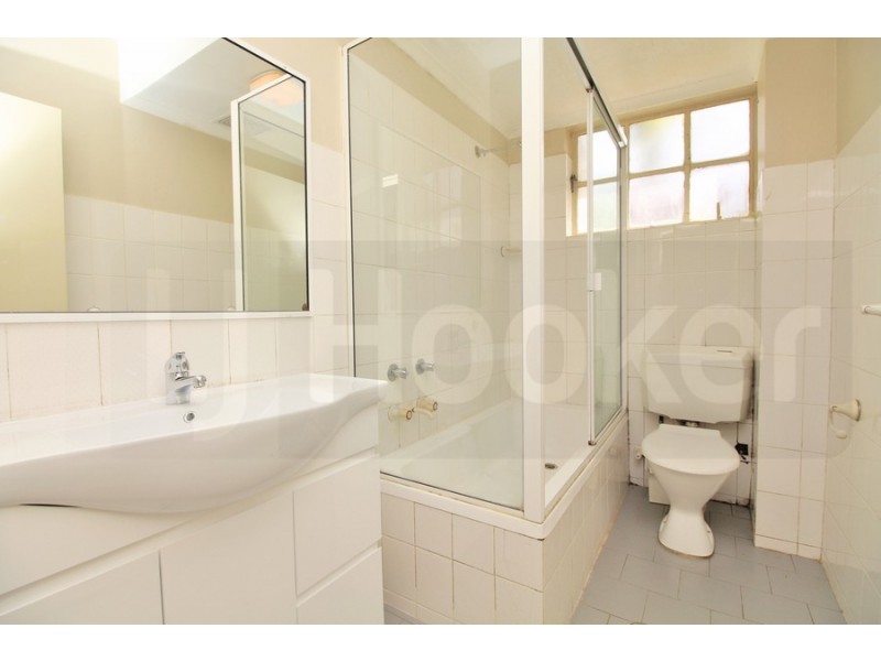 13/30 Queens Road, Westmead NSW 2145