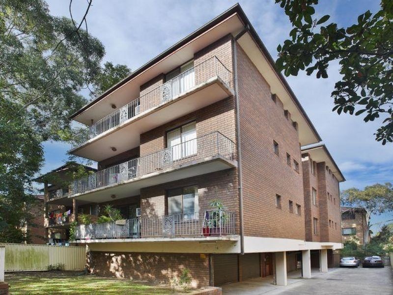 19 Central Avenue, Westmead NSW 2145