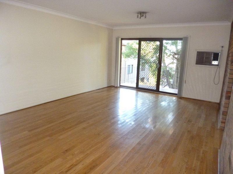 19 Central Avenue, Westmead NSW 2145