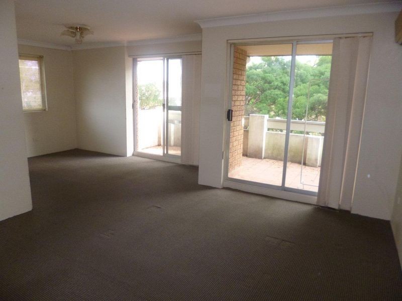 9 Helen Street, Westmead NSW 2145