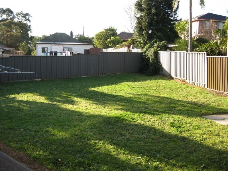 2C Naomi Street North, Baulkham Hills NSW 2153