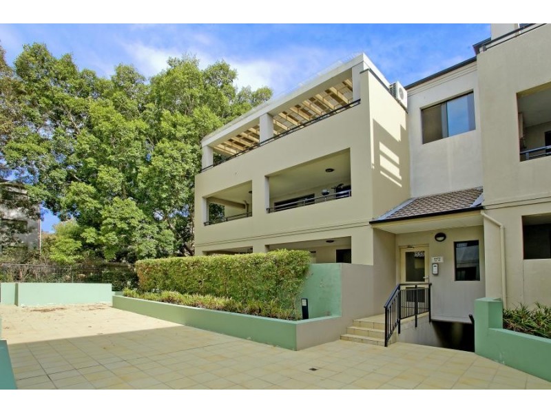 8/30-32 Lydbrook Street, Westmead NSW 2145