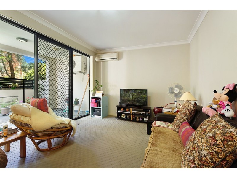 8/30-32 Lydbrook Street, Westmead NSW 2145